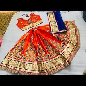 Girls Lehnga choli.